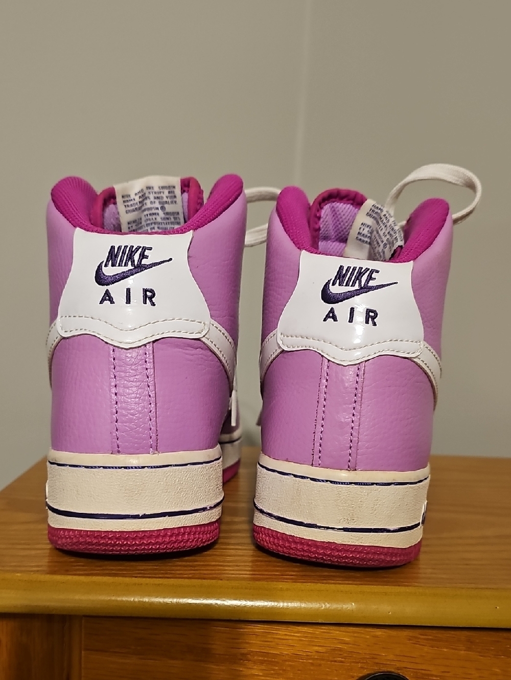 Nike Air Force 1 Fuschia - Picture 3 of 11